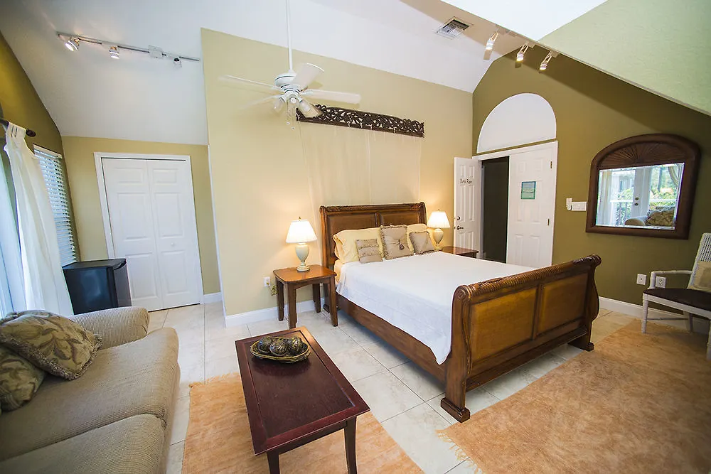 Shangri-La Boutique Bed & Breakfast West Bay