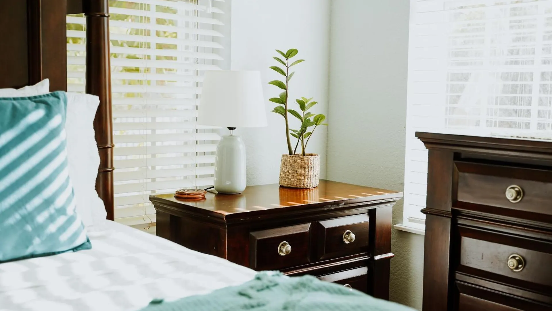 Shangri-La Boutique Bed & Breakfast