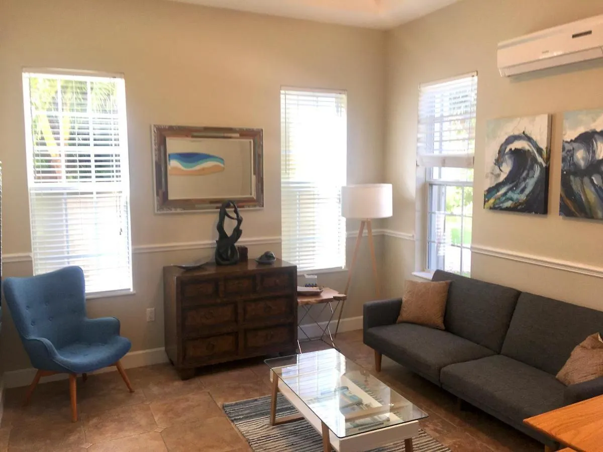 Shangri-La Boutique Bed & Breakfast