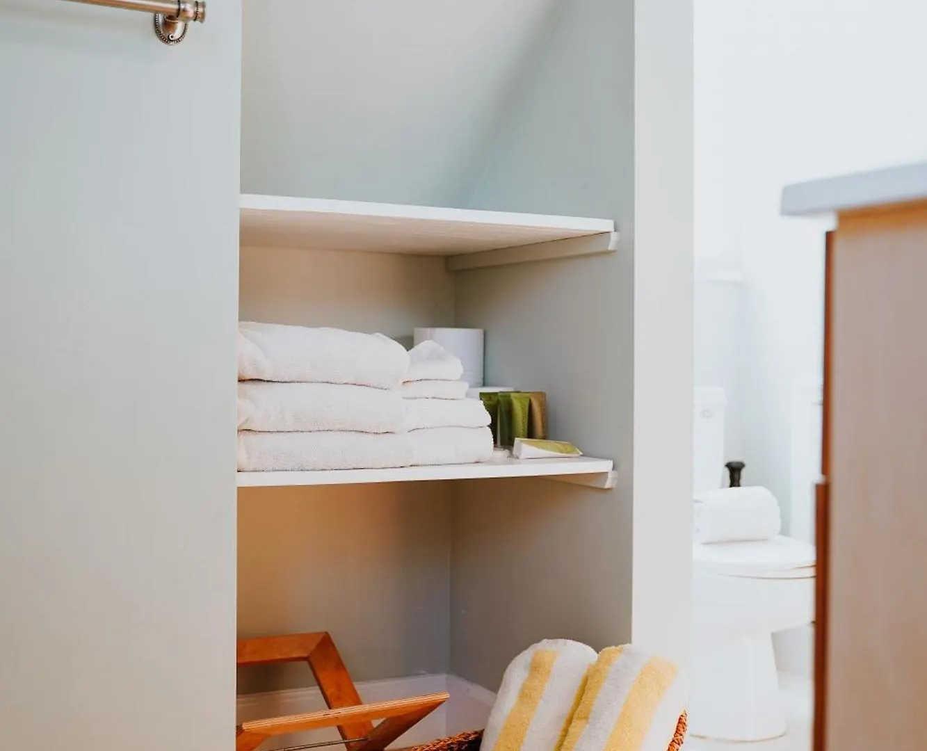 Shangri-La Boutique Bed & Breakfast