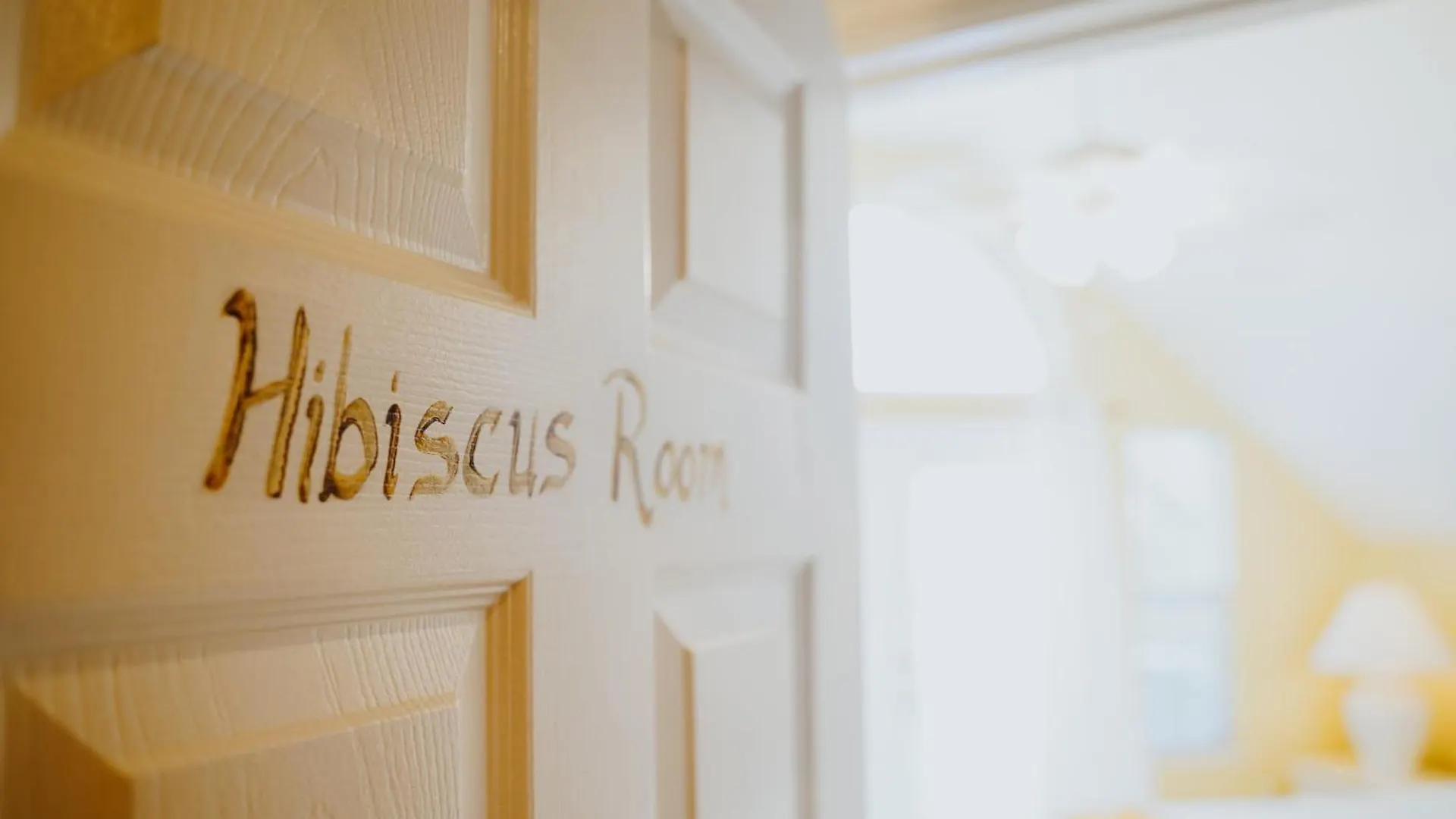 ****  Shangri-La Boutique Bed & Breakfast West Bay Kajmán-szigetek